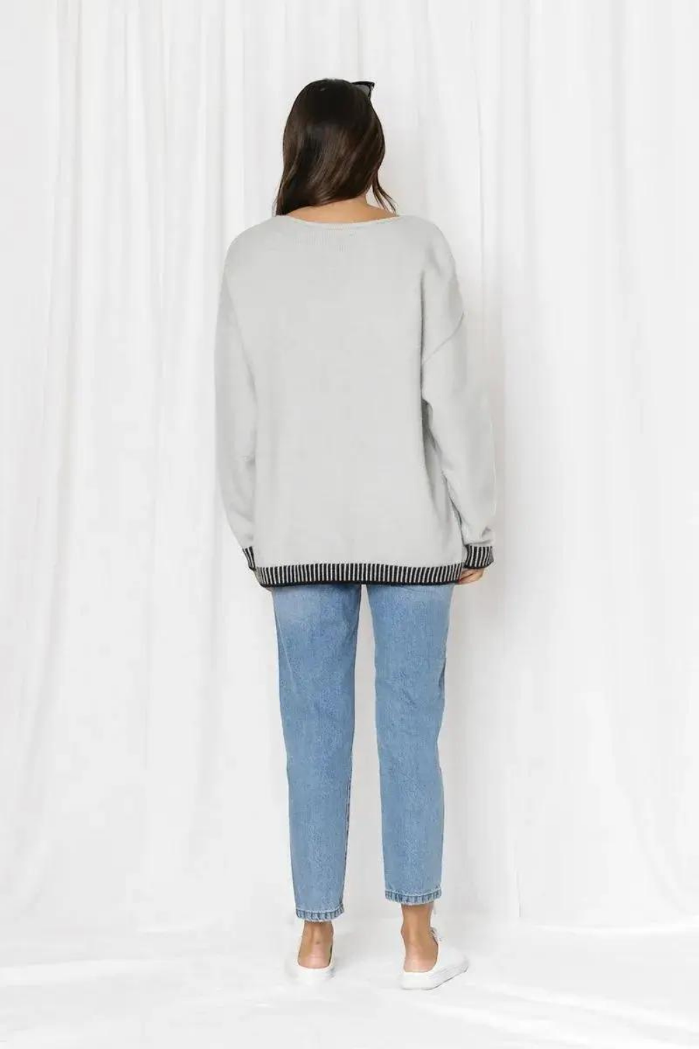 Alicia V-Neck Contrast Stitching Knit Jumper