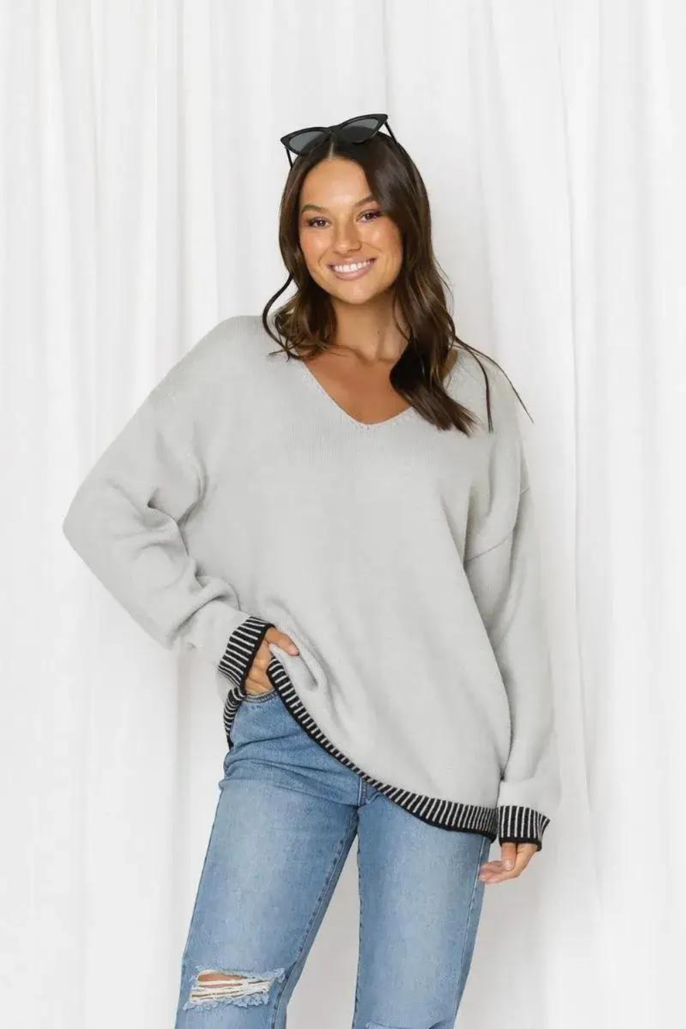 Alicia V-Neck Contrast Stitching Knit Jumper