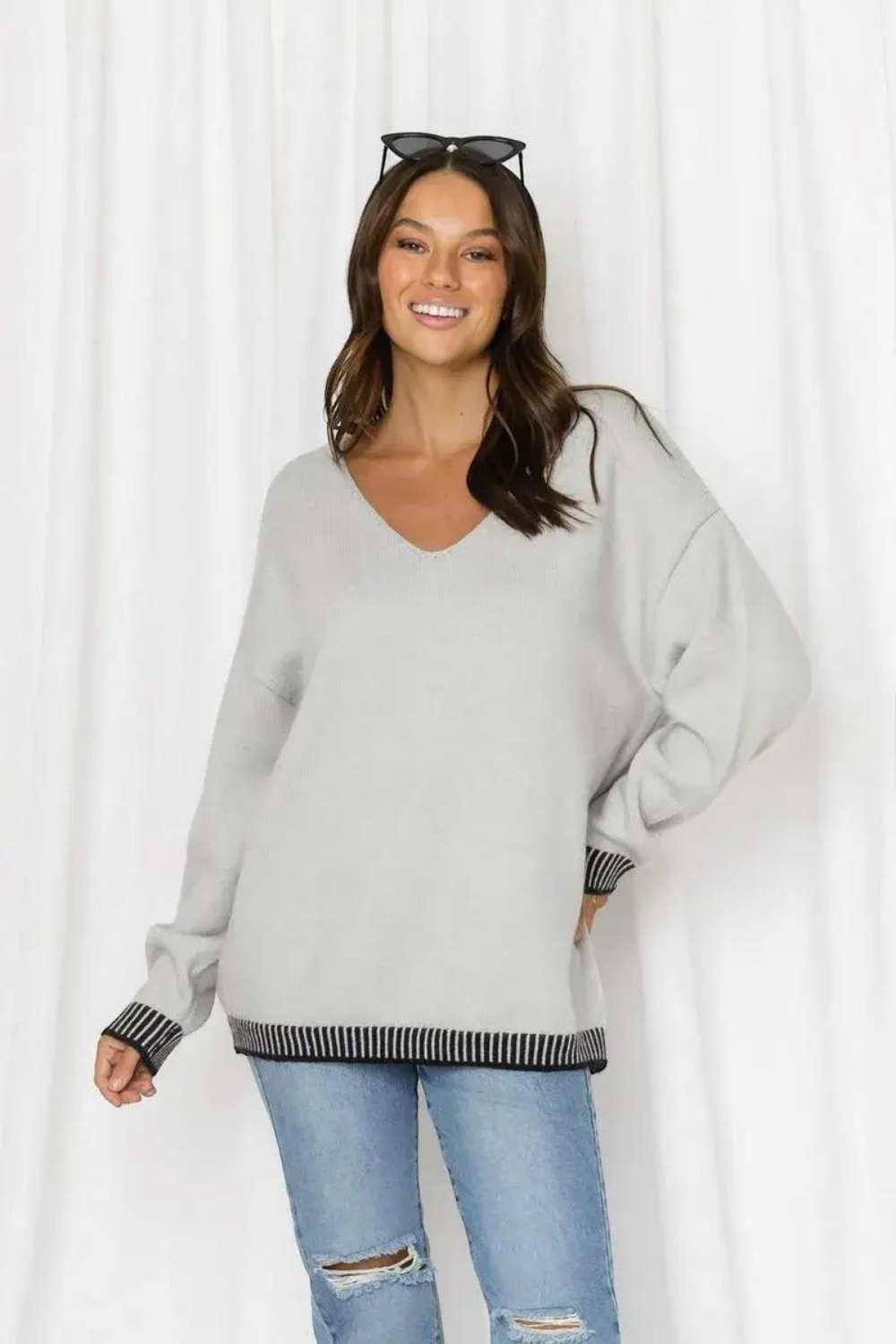 Alicia V-Neck Contrast Stitching Knit Jumper