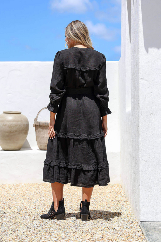 Nebbia Linen Dress